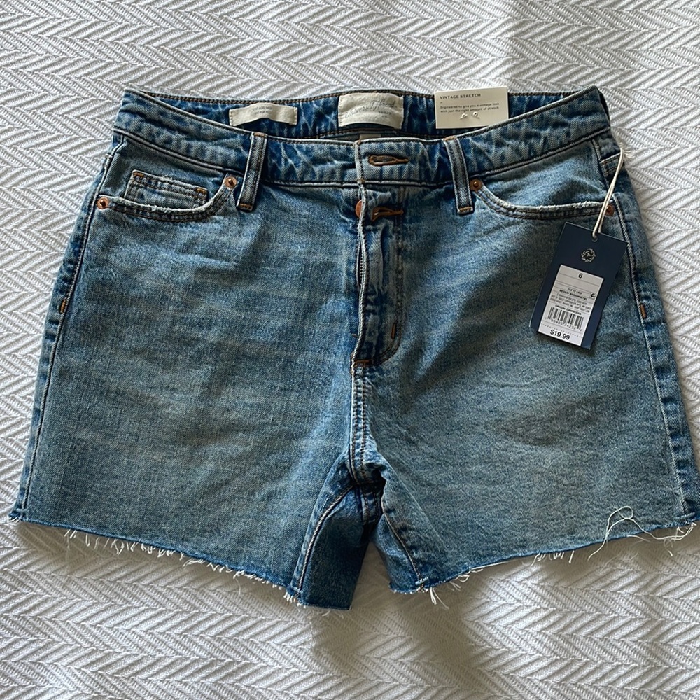 NEW Universal Thread Jean Shorts